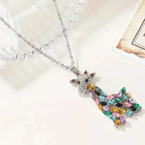 Colorful Giraffe Pendant Rhinestone Silvertoned Necklace - Picture 2 of 4